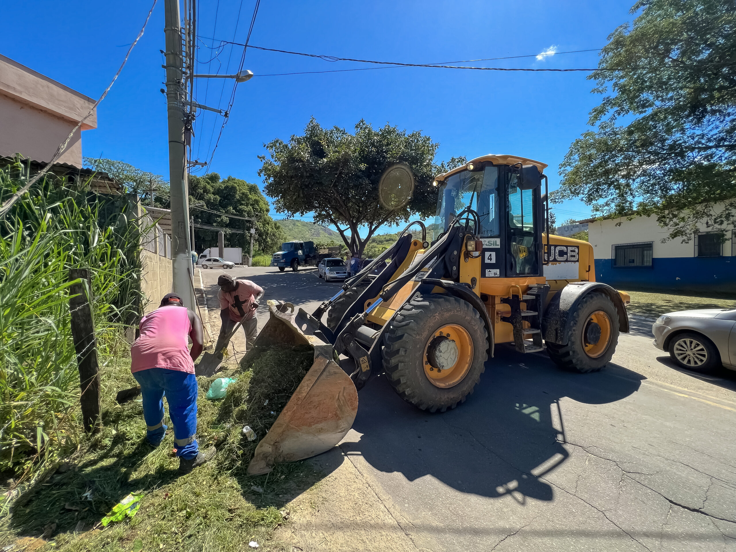 Prefeitura de Três Rios promove Mutirão de limpeza na Zoelo Sola