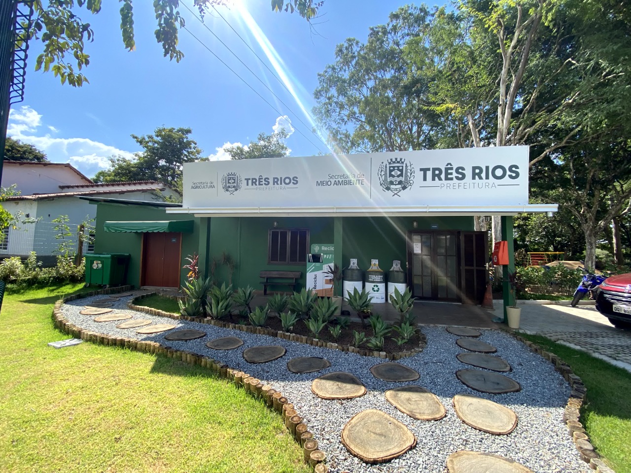 Novo auditório, pista de caminhada ampliada e muito mais: Prefeitura entrega Parque Municipal reformado nesta sexta