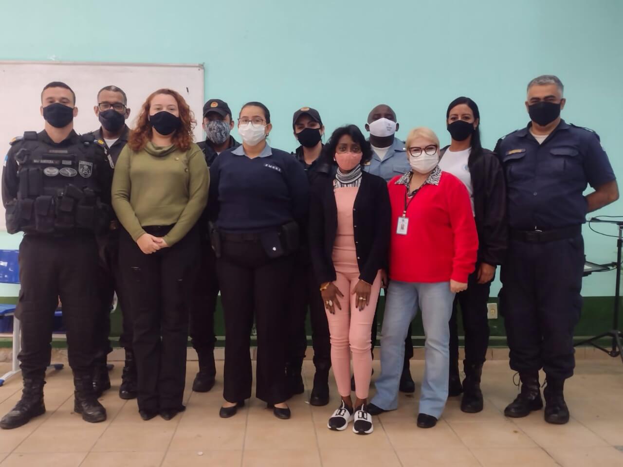 Secretaria de Educação, Polícia Militar e demais representantes participam de reunião do Conselho Comunitário de Segurança Escolar