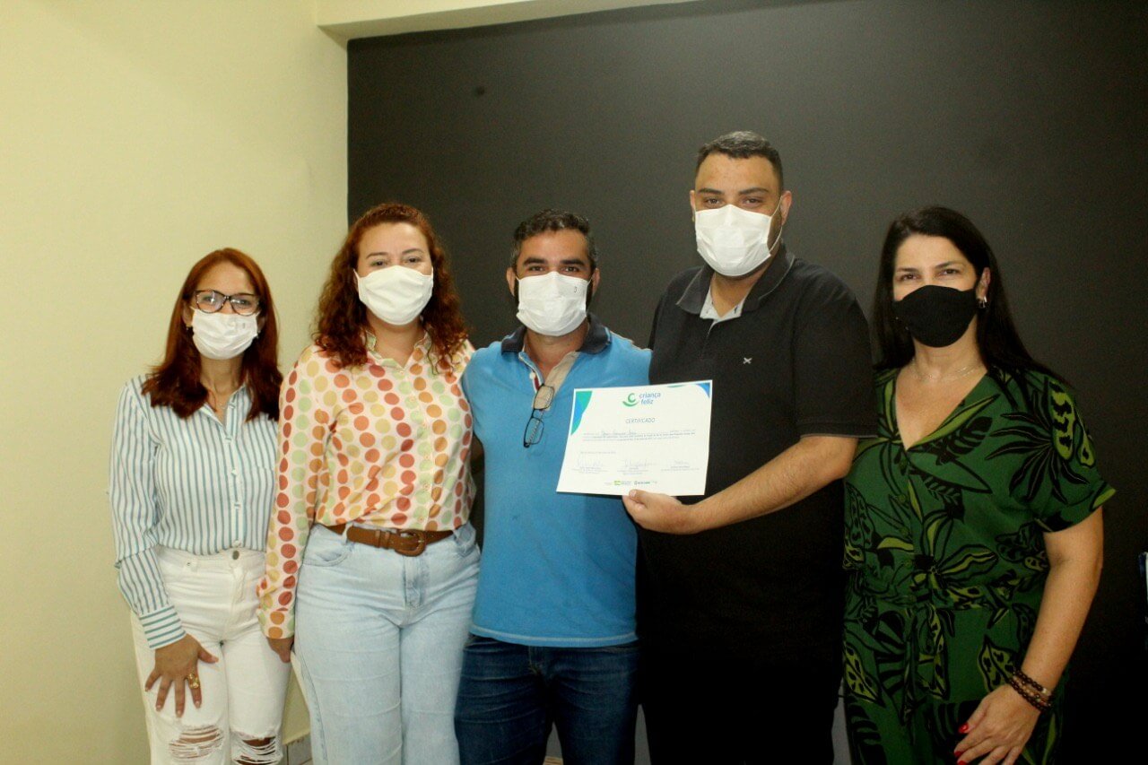 Governo do Estado certifica participantes de capacitação sobre o Programa Criança Feliz