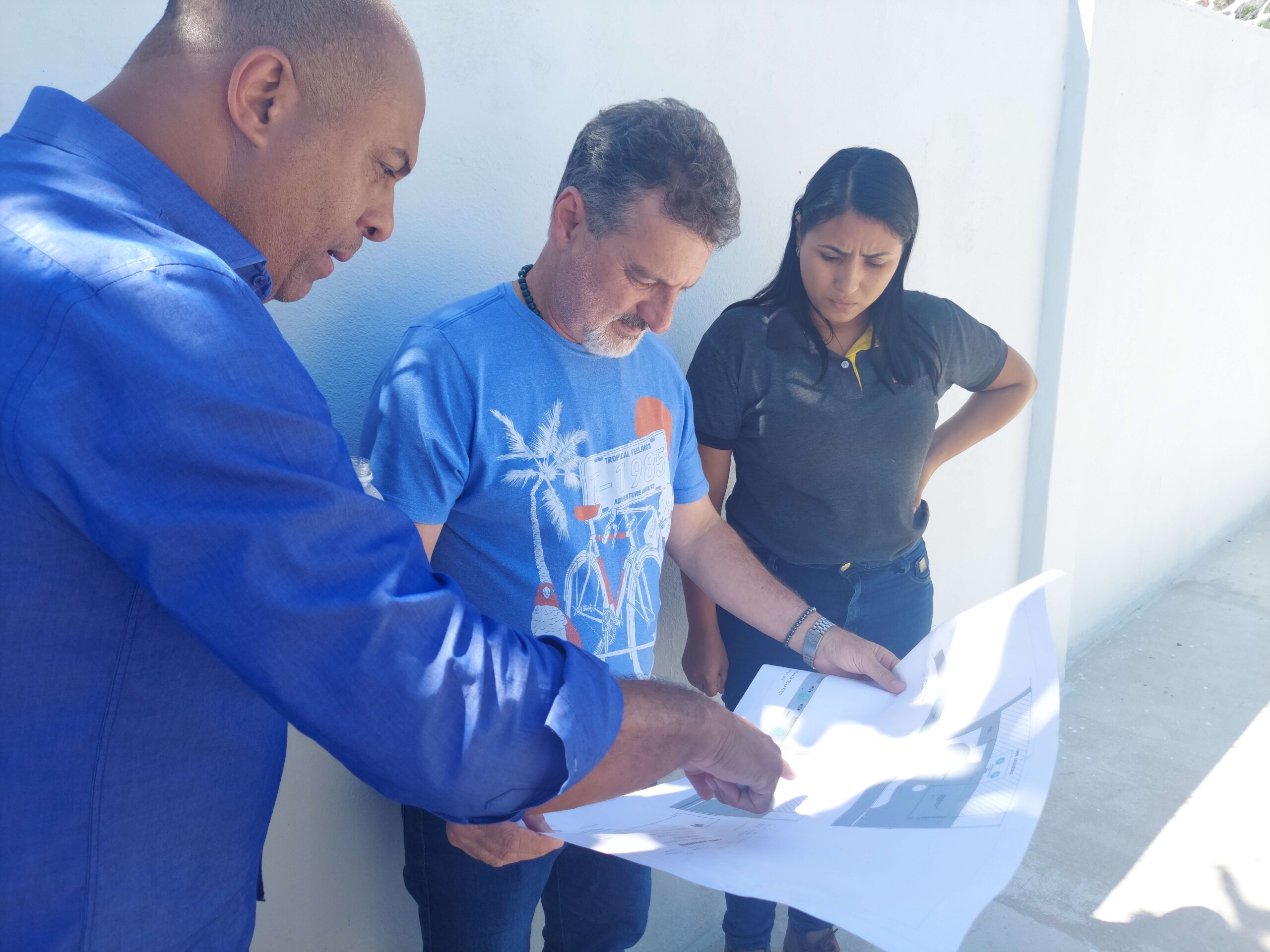Prefeito Joa visita obra de reforma da UBS da Jaqueira