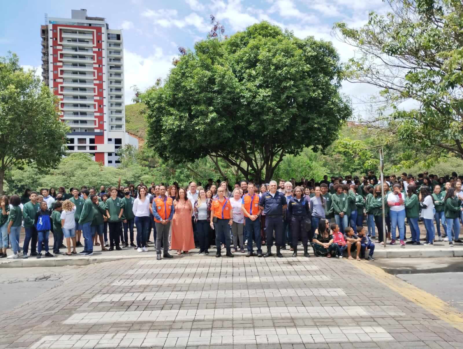 Defesa Civil realiza simulado de evacuação em escolas de Três Rios