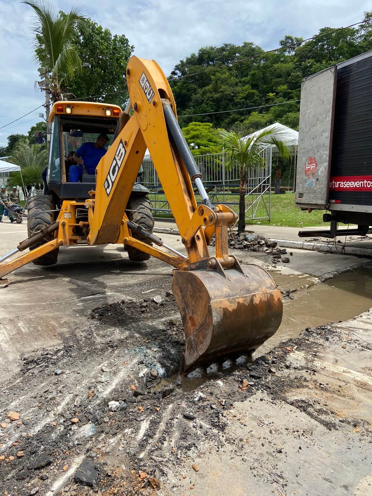 Secretaria de Obras teve participação ativa na montagem do carnaval trirriense