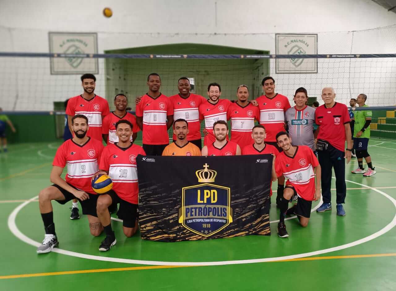 Fim de semana com disputas no futsal, basquete e vôlei para equipes de Três Rios