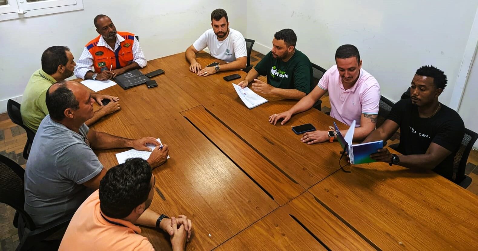 Prefeitura de Três Rios se reúne em Gabinete de Prevenção devido ao alerta de chuvas fortes