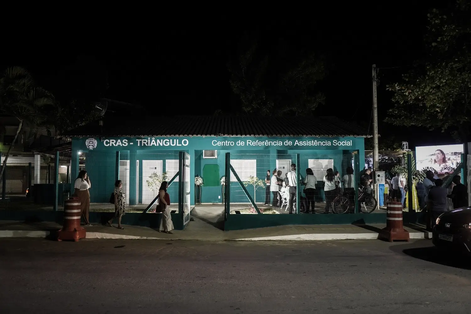 Prefeitura de Três Rios inaugura a reforma do CRAS Triângulo Unidade foi totalmente reformada pela primeira vez após 20 anos