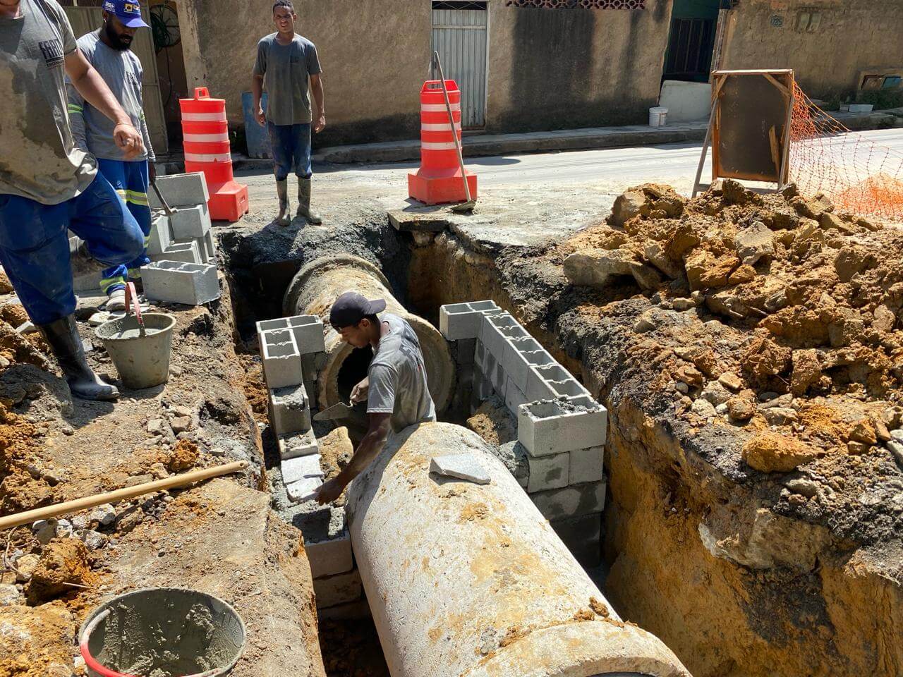 Com investimentos em drenagem urbana, Prefeitura de Três Rios avança com obras no Morro do Ataulfo 