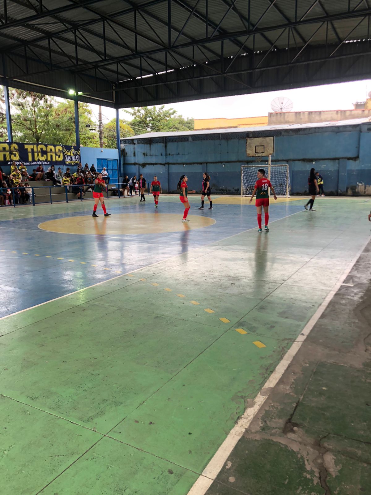 Equipe de Futsal Feminino de Três Rios disputa Copa Sul Fluminense