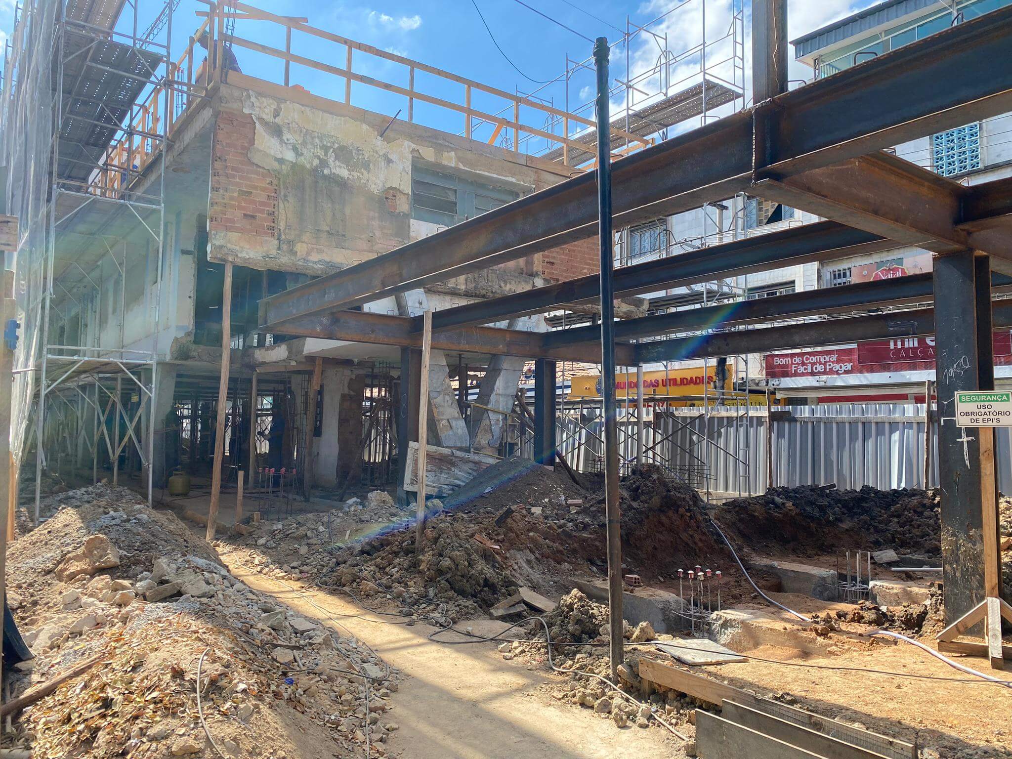 Prefeitura de Três Rios avança na obra da Rodoviária Roberto Silveira