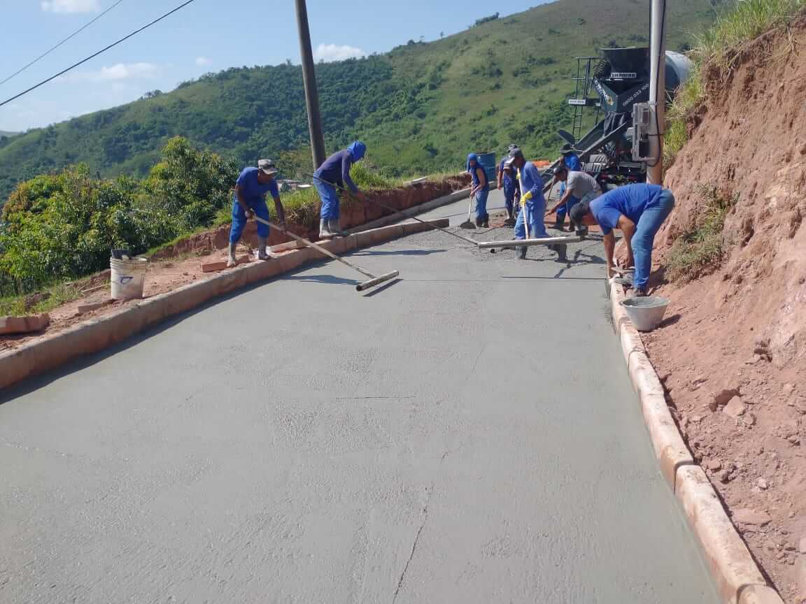 Prefeitura de Três Rios realiza obras de infraestrutura no bairro Monte Castelo