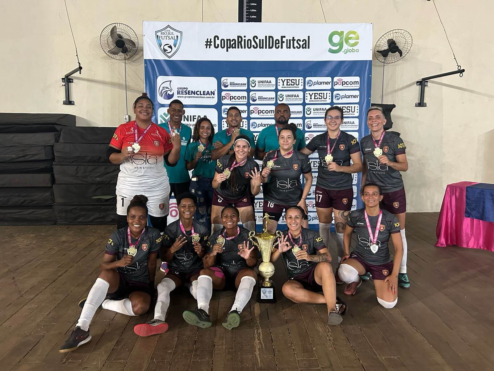 Três Rios é tricampeão da Copa Rio Sul de Futsal Feminino