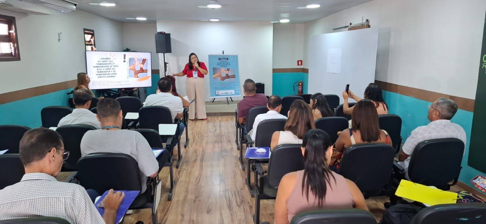 Primeira Plenária de Saúde dos Trabalhadores e Trabalhadoras de Três Rios discute melhorias para a categoria