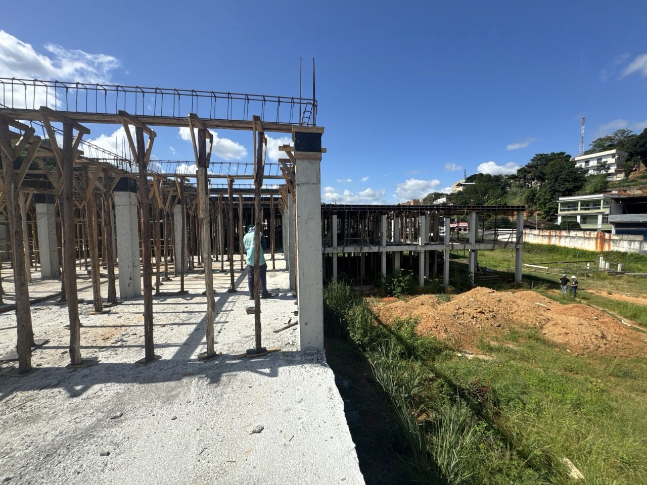 Três Rios celebra Dia do Trabalhador realizando obras importantes