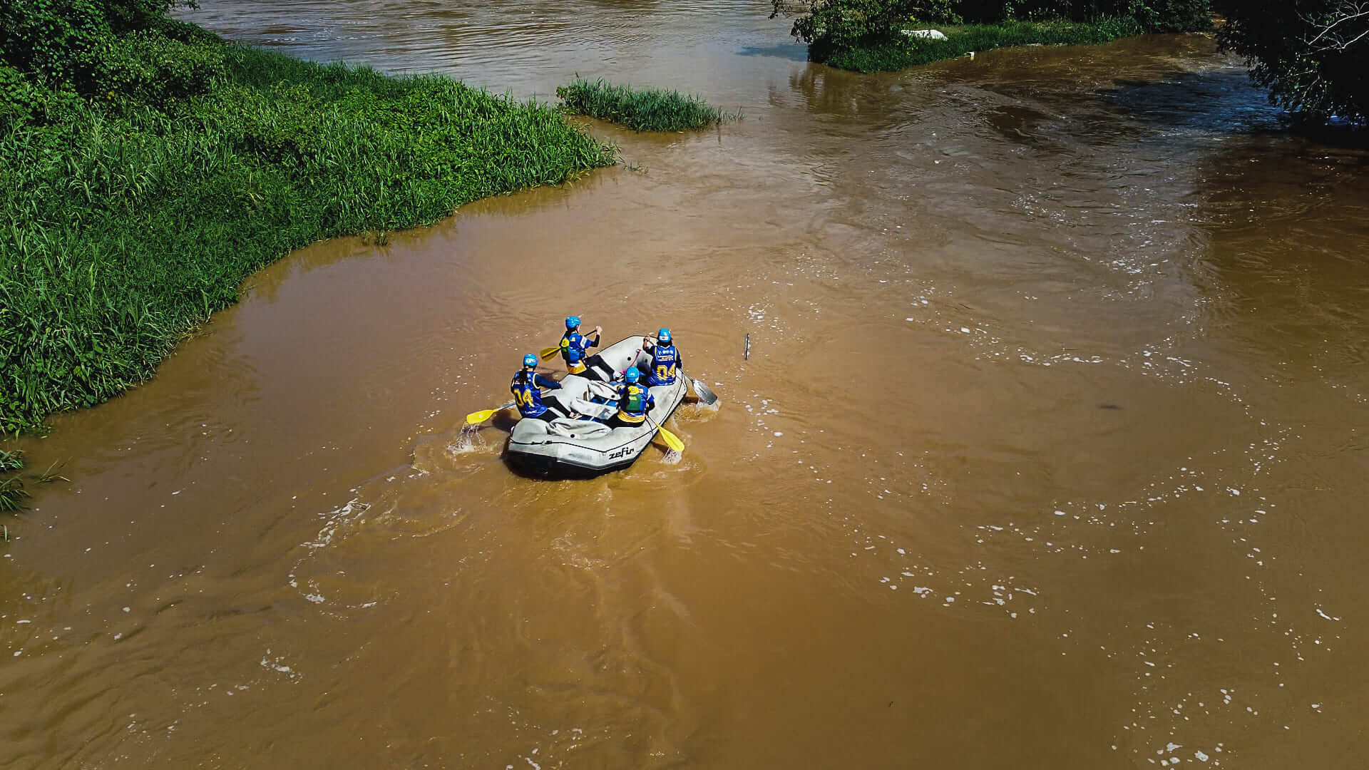 Primeiras provas marcam o segundo dia do Campeonato Brasileiro de Rafting em Três Rios