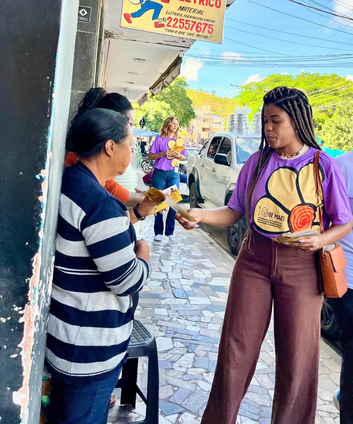 Prefeitura de Três Rios realiza ação no Dia Nacional de Combate ao Abuso e à Exploração Sexual contra Crianças e Adolescentes