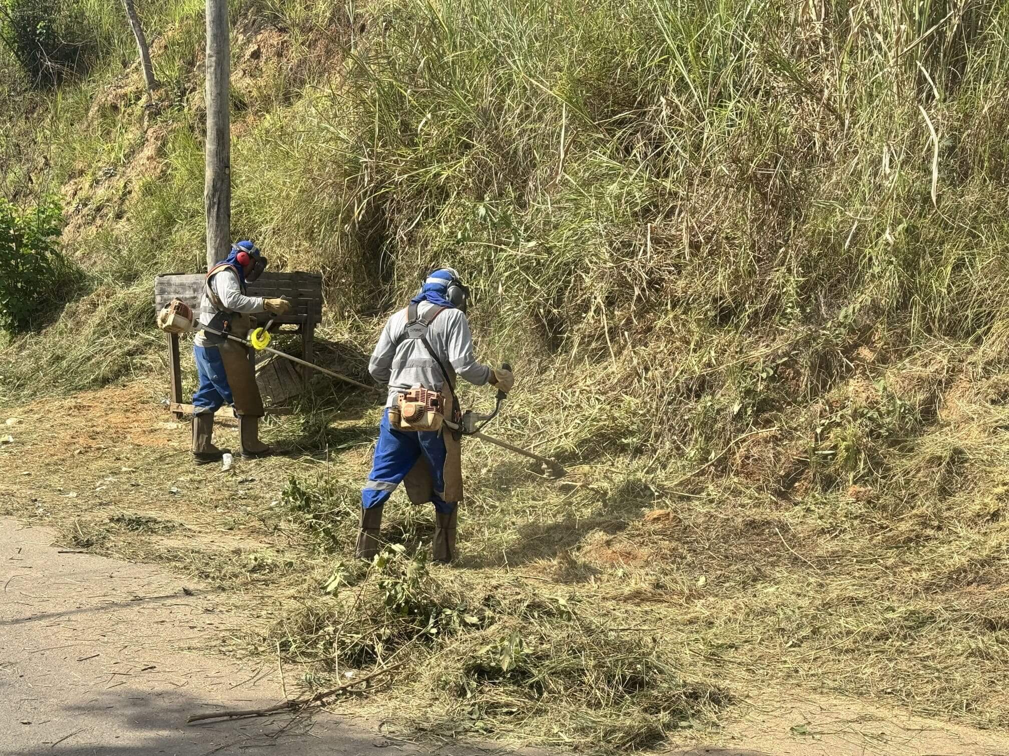 Secretaria de Serviços Públicos intensifica ações de limpeza e manutenção em bairros de Três Rios