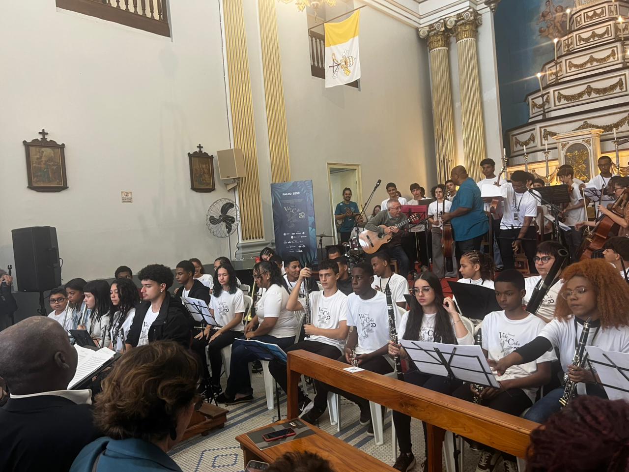 Alunos dos cursos de Formação Musical da Prefeitura de Três Rios participam do 20º Festival Vale do Café