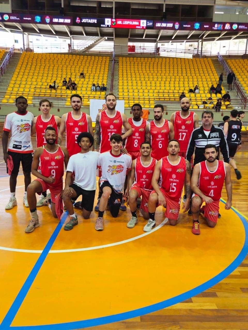 Equipe trirriense de basquete conquista tetracampeonato da Copa Serrana