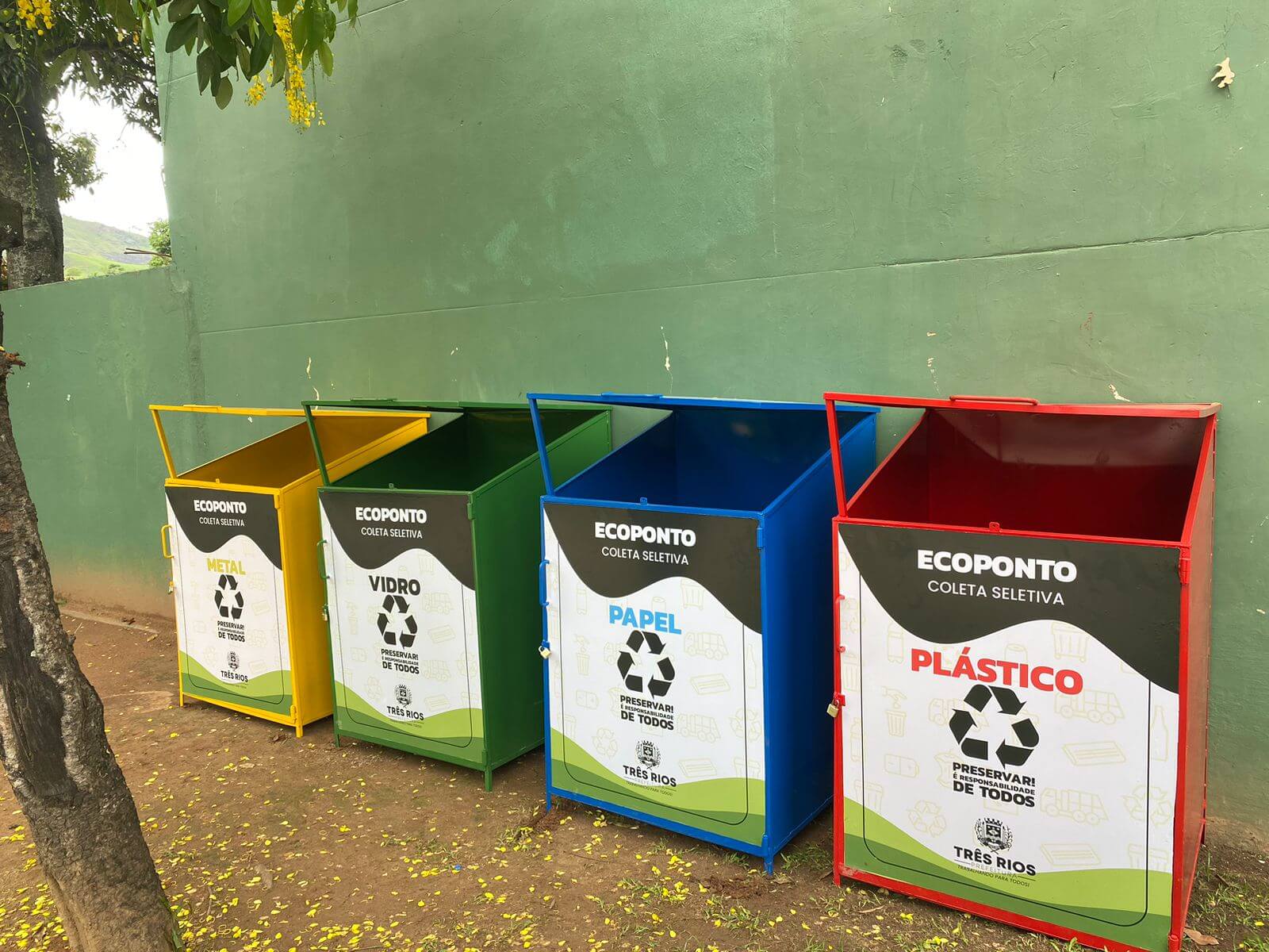 Prefeitura instala ecopontos de coleta seletiva em Três Rios 