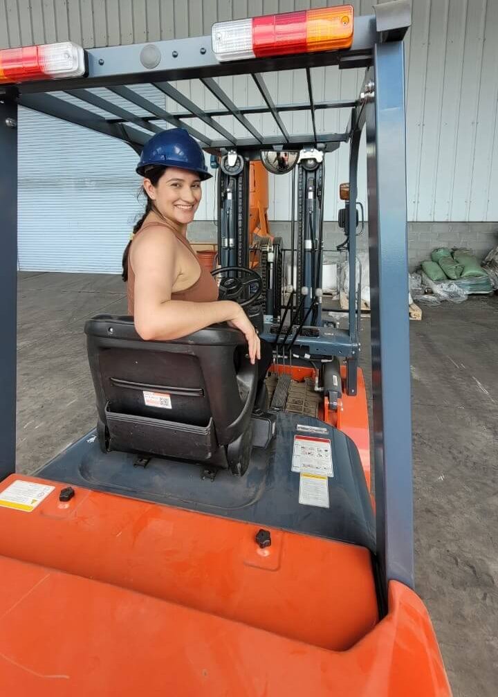 Em comemoração ao Dia da Mulher, Prefeitura de Três Rios abre inscrições para curso de Operador de Empilhadeira com incentivo ao público feminino