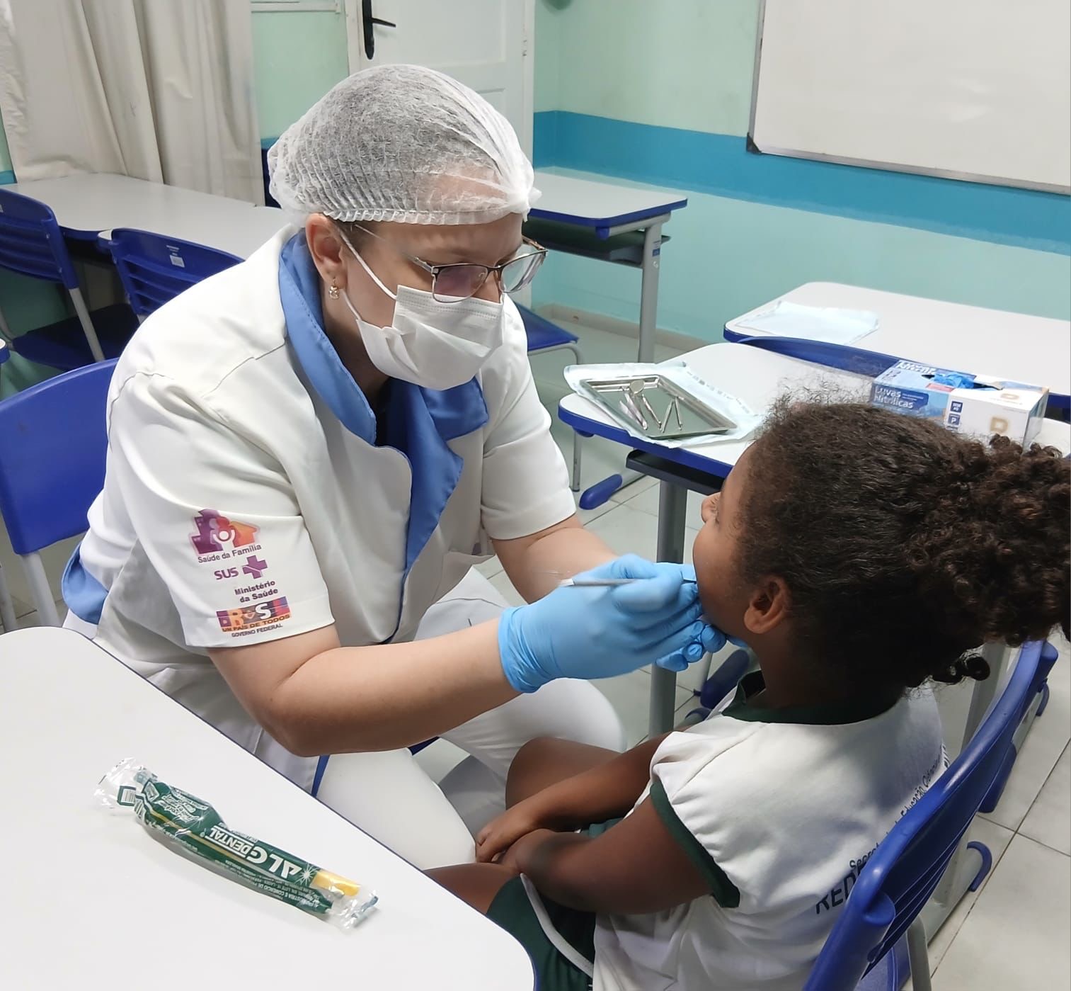 Dia Mundial da Saúde Bucal é marcado por ações nas escolas municipais de Três Rios