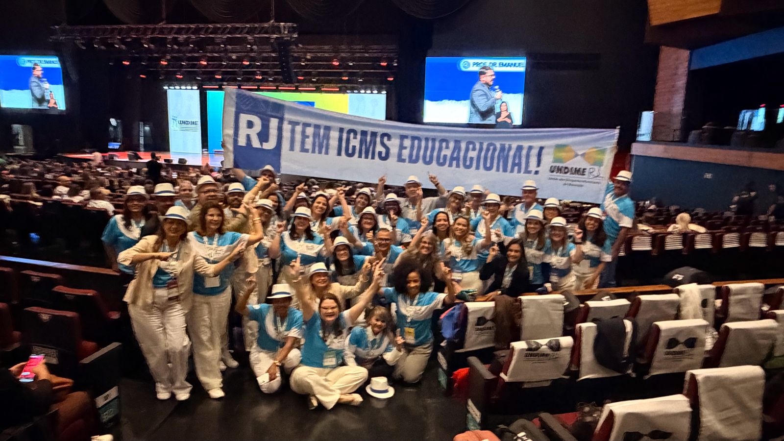 Secretaria Municipal de Educação de Três Rios participa de fórum nacional em Brasília para discutir futuro da educação pública
