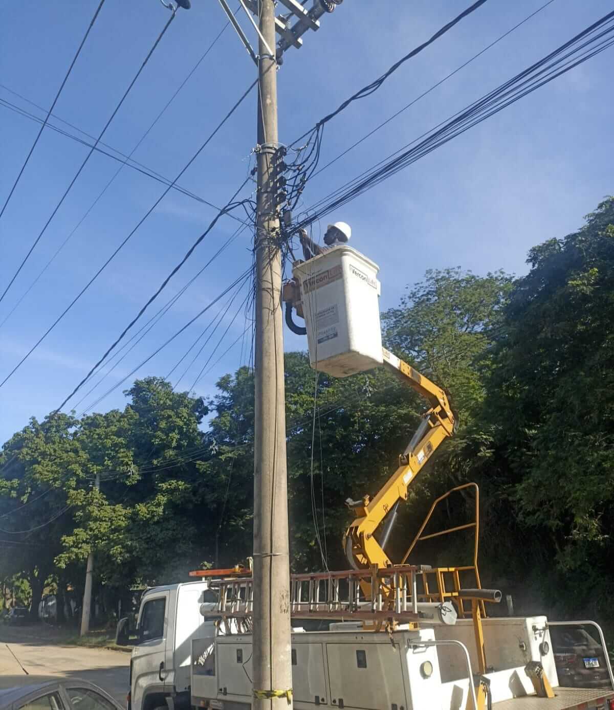 Iluminação pública registra 783 atendimentos em abril em Três Rios