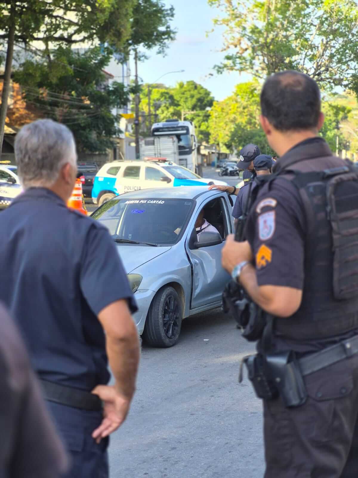 Operação integrada intensifica fiscalização no trânsito e registra 260 autuações no feriado prolongado em Três Rios