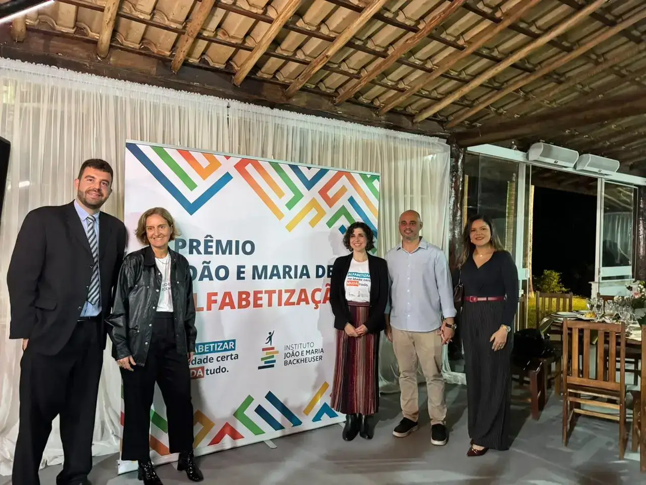 Educação de Três Rios celebra avanços na alfabetização com premiação a escolas e professores