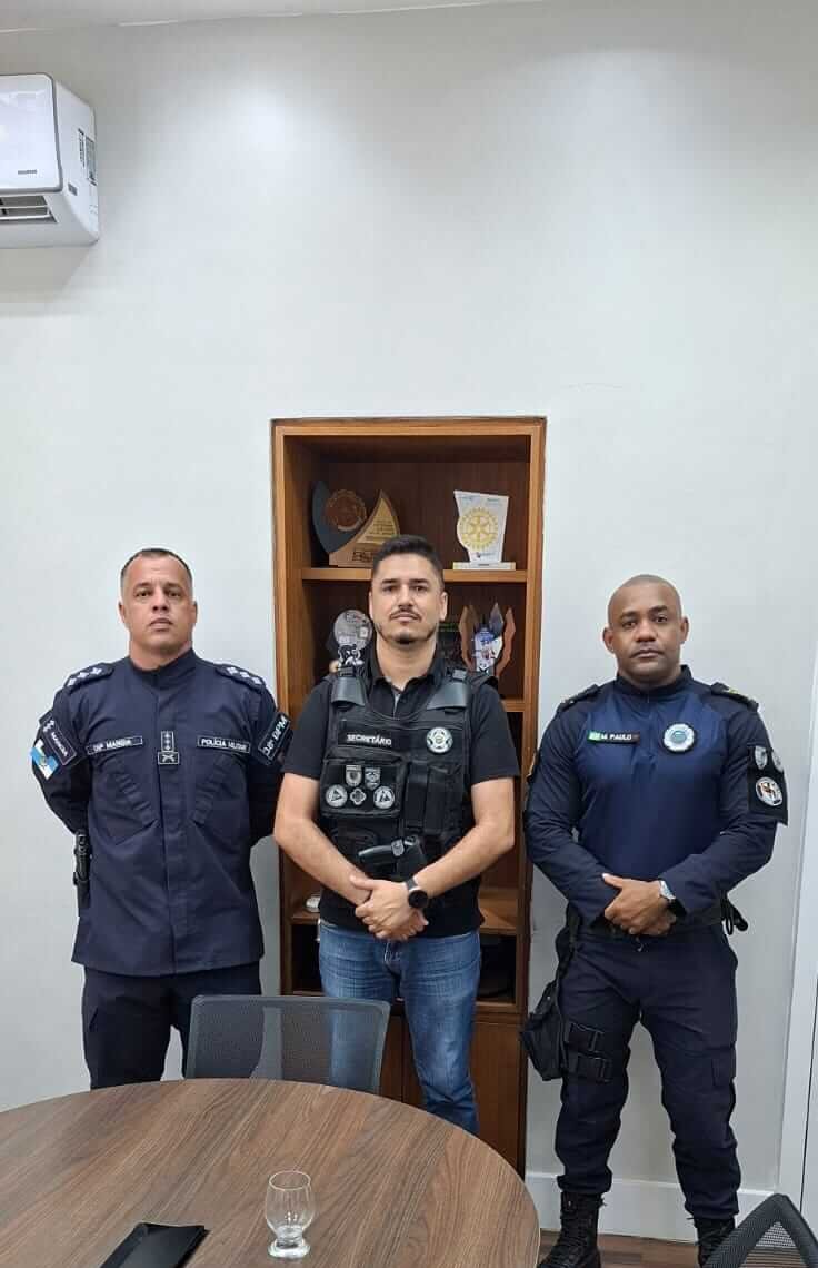 Prefeitura de Três Rios discute estratégias para intensificar fiscalização de motos com escapamentos irregulares e ruído excessivo