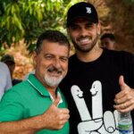 Prefeitura lança escolinha de futebol em parceria com o jogador Felipe Vizeu
