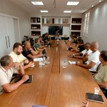 Prefeito Jonas Dico e vice Liliu anunciam os secretários municipais em reunião na Prefeitura de Três Rios